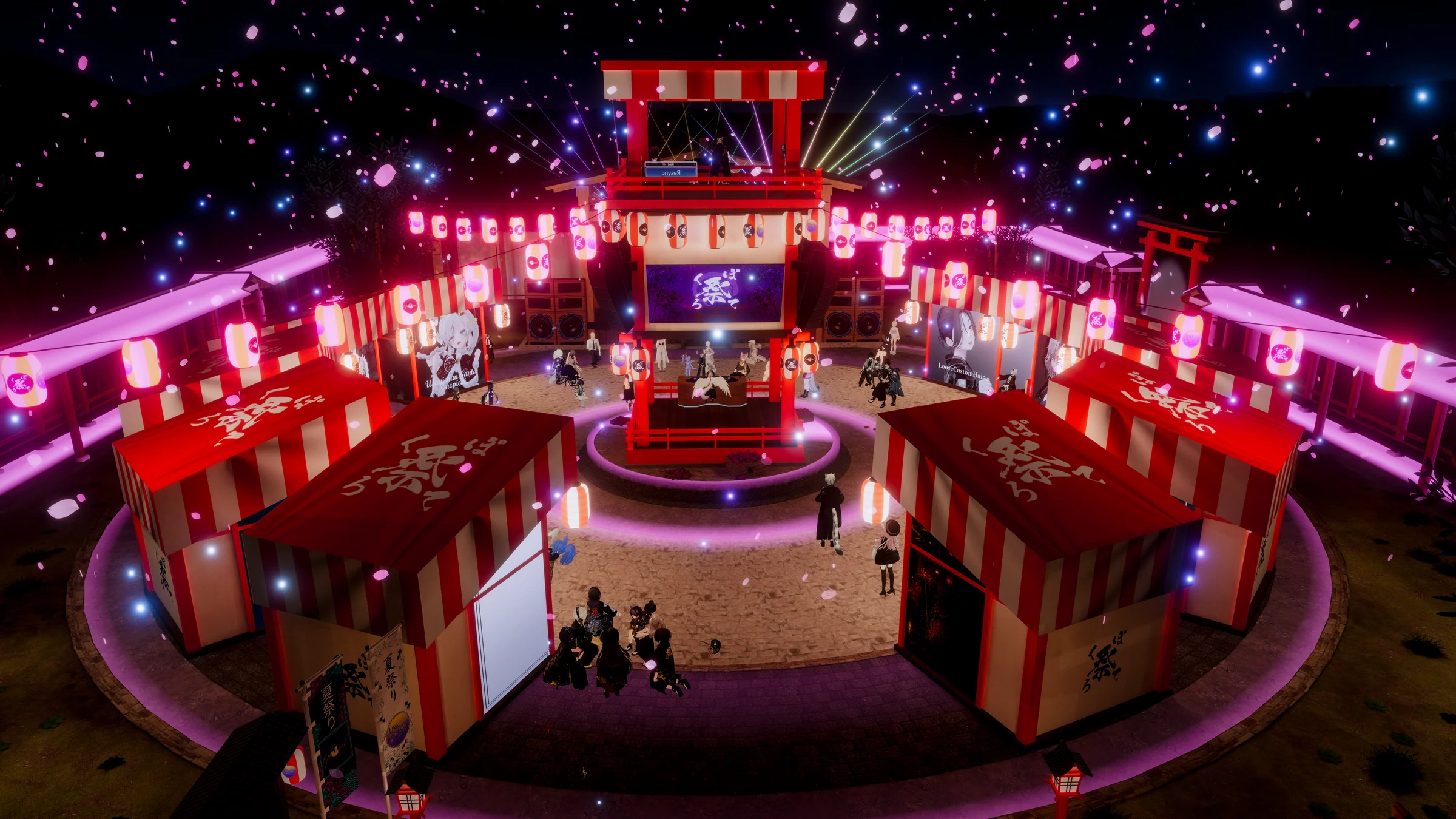 光と桜に包まれた、ぽてくろ祭の会場